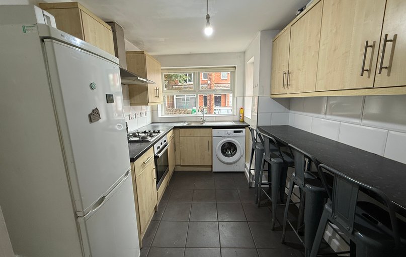 70 Derby Grove, Radford, Nottingham - Image 1
