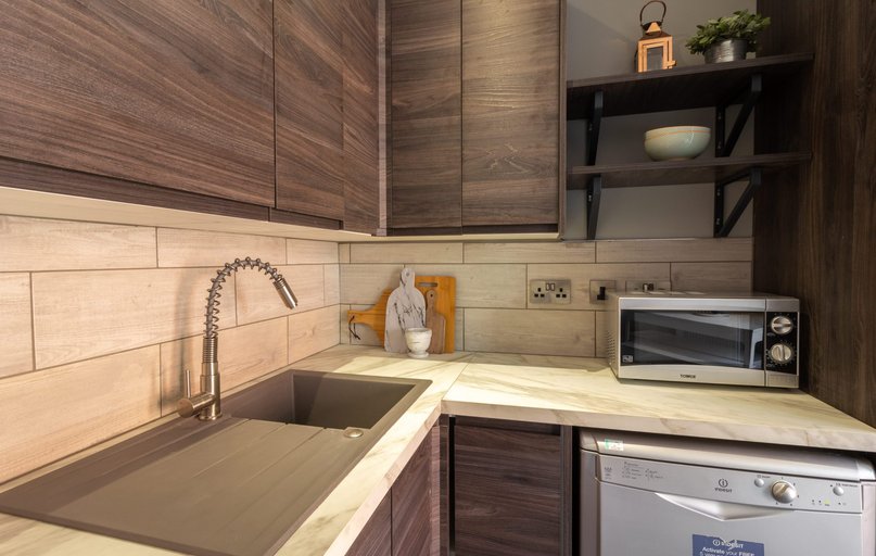 233 Monks Road, City Centre, Lincoln - Image 1