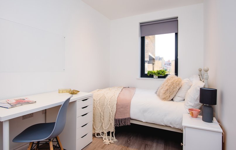 25 Lister Gate, Lace Market, Nottingham - Image 1