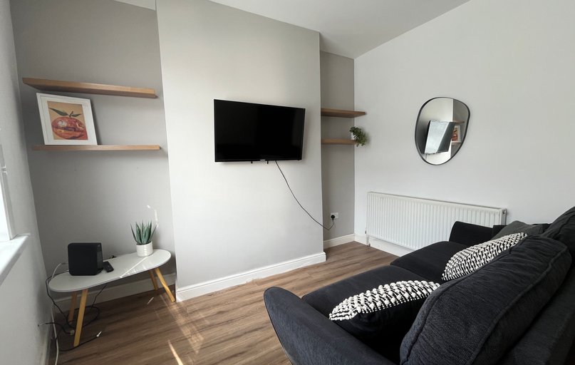 6 Sausthorpe Street, St Catherines, Lincoln - Image 1