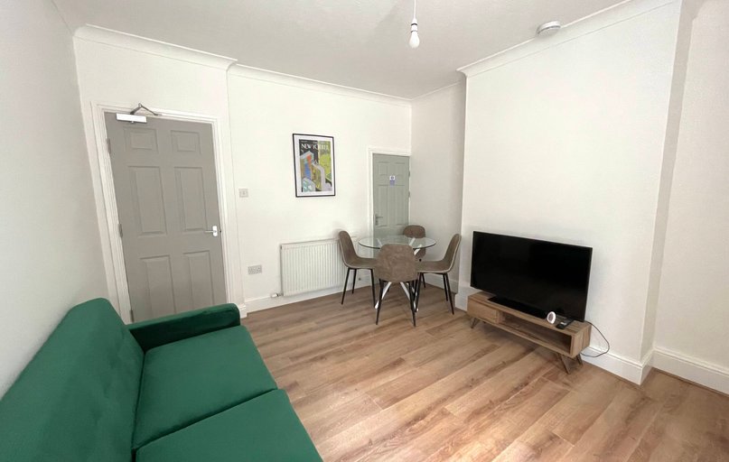 47 Hood Street, St Catherines, Lincoln - Image 1