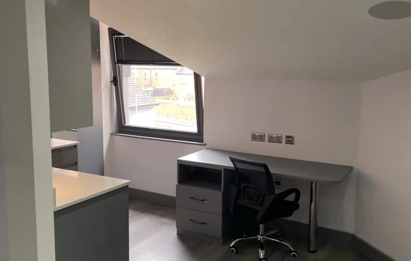 Studio Luxe, Trinity Hall, Holborn Approach, Woodhouse, Leeds - Image 1