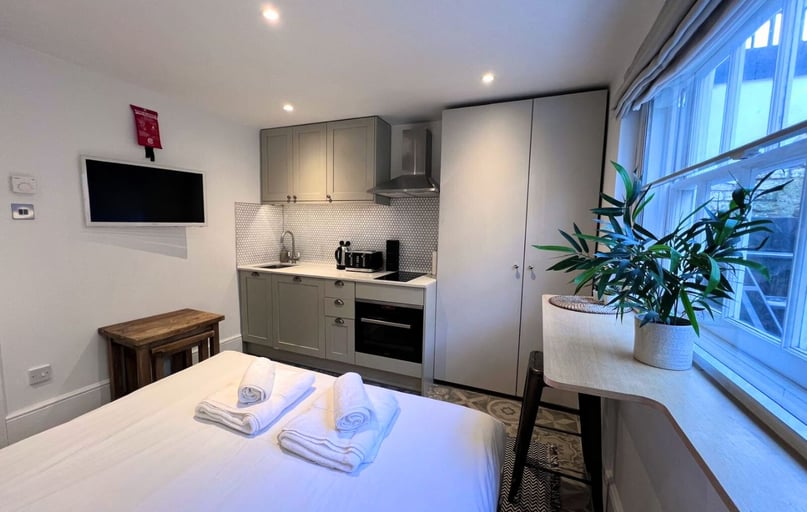 Baker Street, Marylebone, London - Image 1