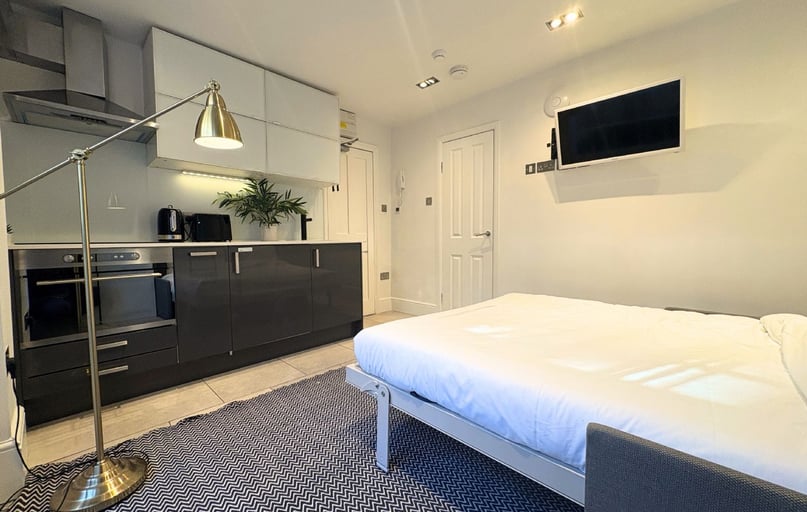 Baker Street, Marylebone, London - Image 1