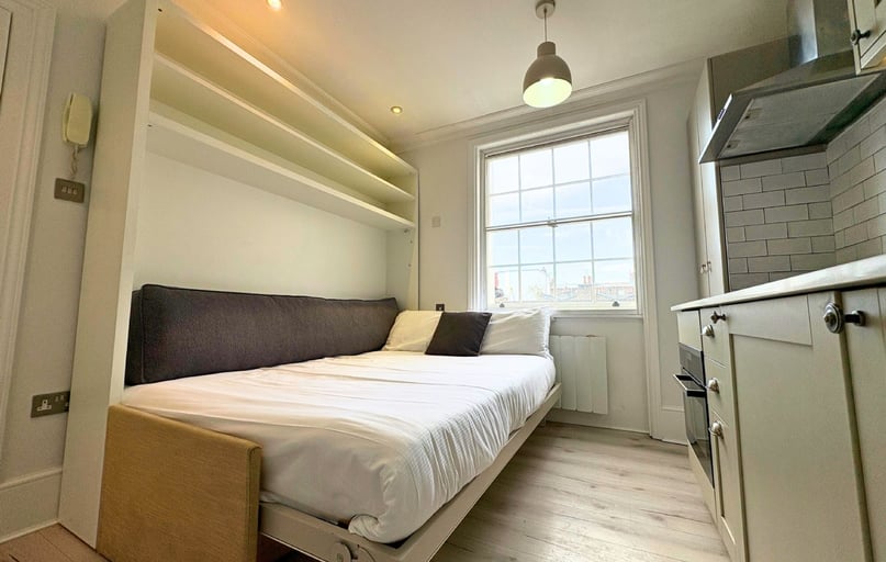 Baker Street, Marylebone, London - Image 1