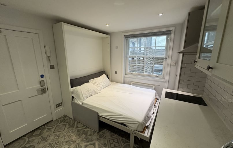 Baker Street, Marylebone, London - Image 1