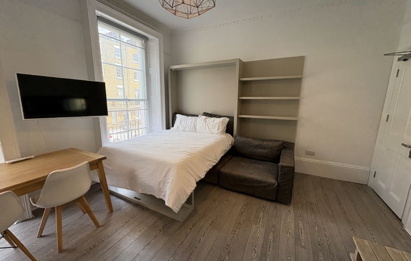 Baker Street, Marylebone, London - Image 1