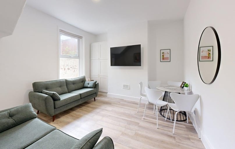 Meldon Terrace, Heaton, Newcastle - Image 1
