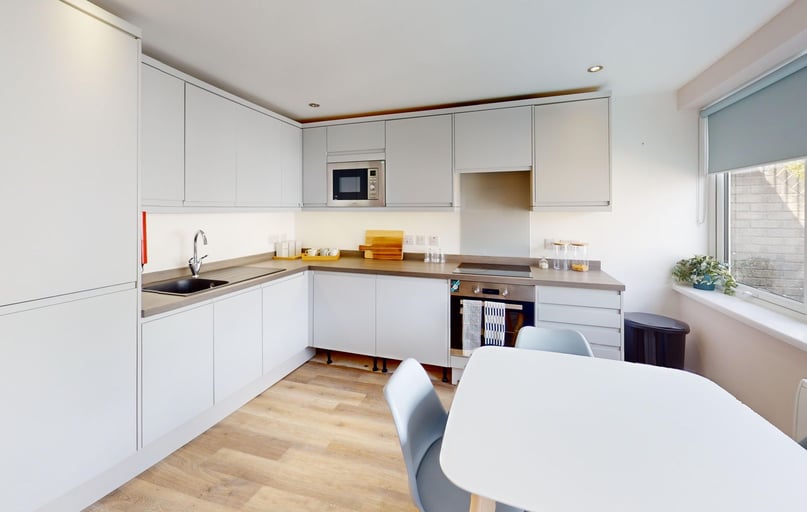 New Street, City Centre, Falmouth - Image 1