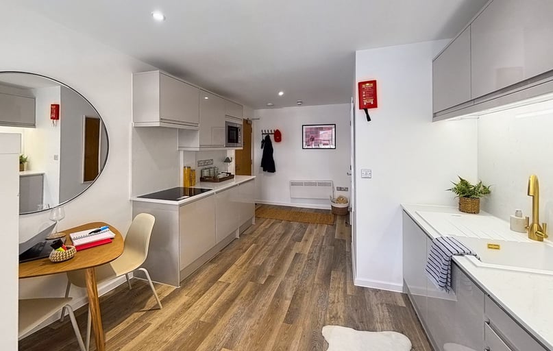 Verney Street, St Sidwells, Exeter - Image 1