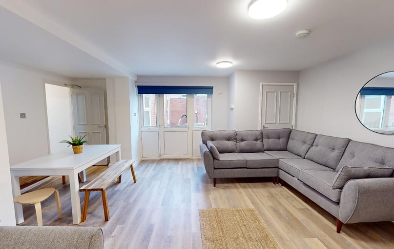 Osborne Road, Jesmond, Newcastle - Image 1