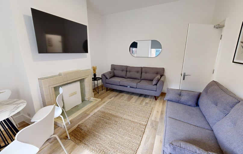 Cardigan Terrace, Jesmond Vale, Newcastle - Image 1