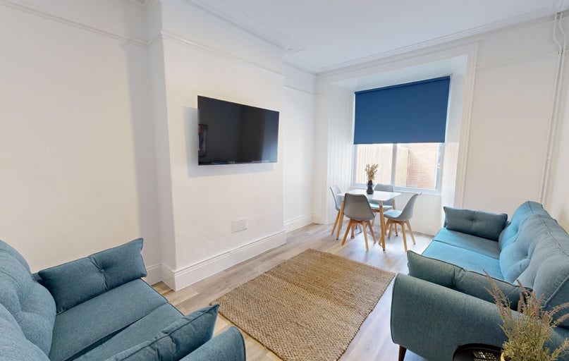 Cheltenham Terrace, Heaton, Newcastle - Image 1