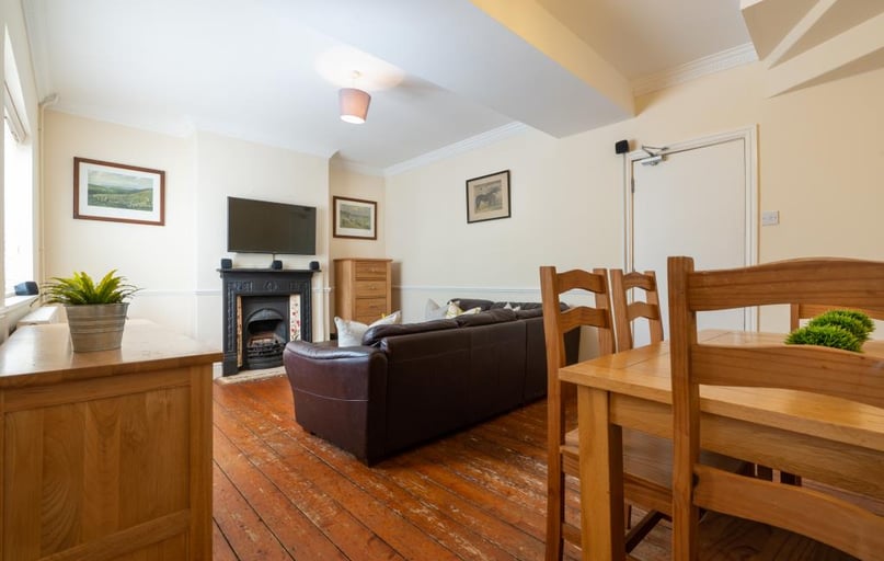 Purley Road, Leckhampton, Cirencester - Image 1