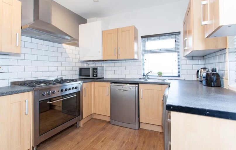 Malefant Street, Cathays, Cardiff - Image 1