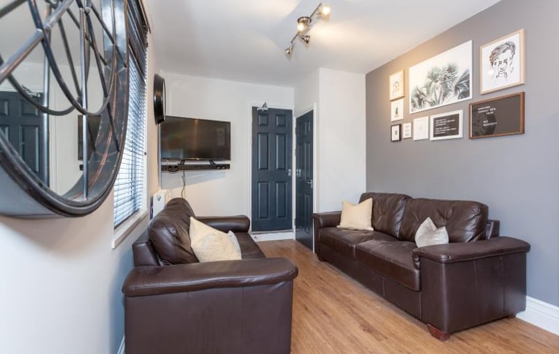 Malefant Street, Cathays, Cardiff - Image 1