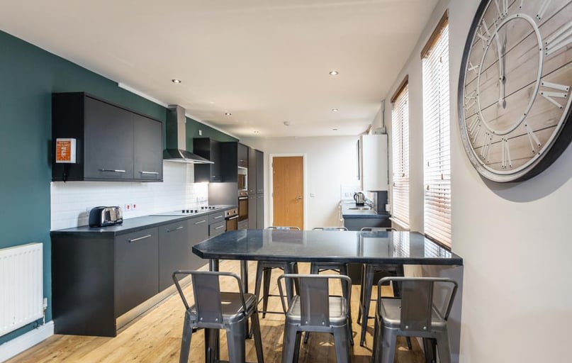Pentyrch Street, Cathays, Cardiff - Image 1