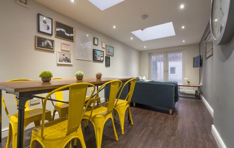 Richard Street, Cathays, Cardiff - Image 1