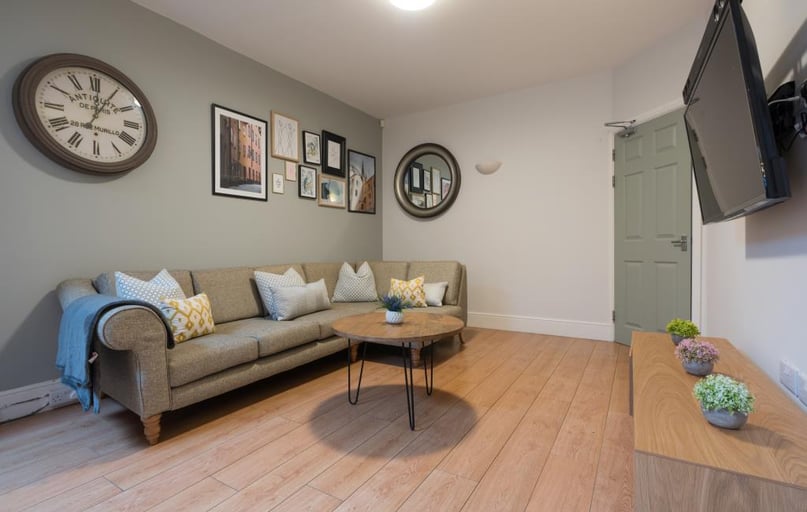 Rothesay Avenue, Radford, Nottingham - Image 1