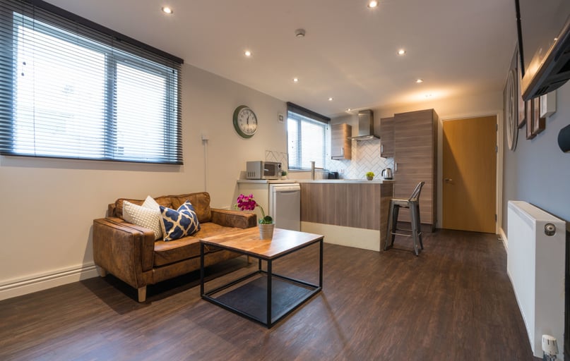 Glynrhondda Street, Plasnewydd, Cardiff - Image 1