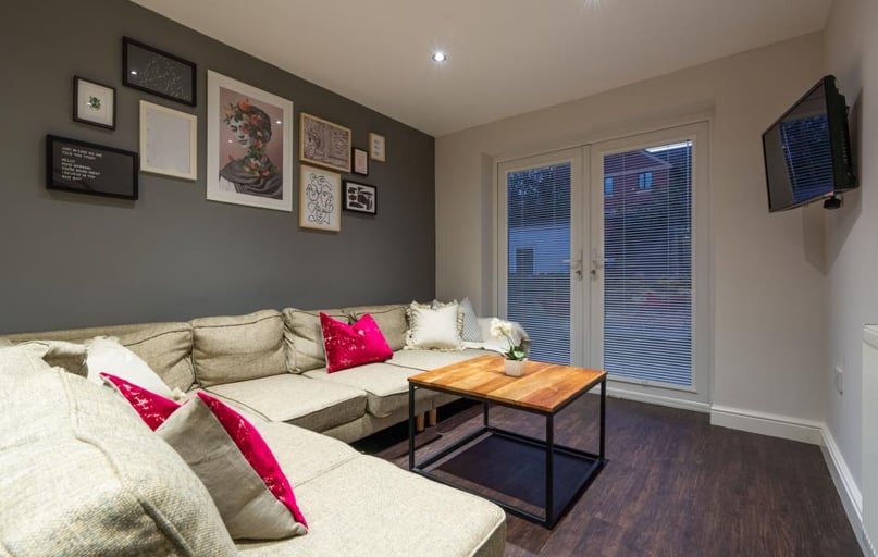 Richard Street, Cathays, Cardiff - Image 1