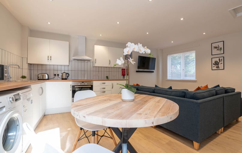 Portland Road, Arboretum, Nottingham - Image 1