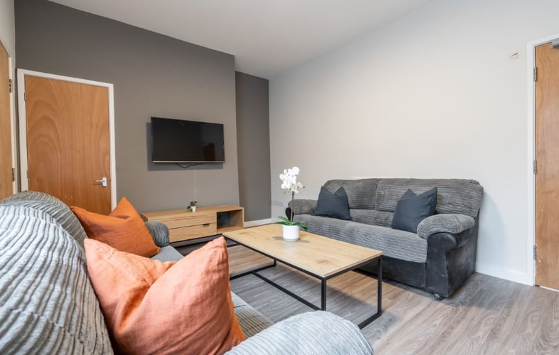 Malcolm Street, Ouseburn, Newcastle - Image 1