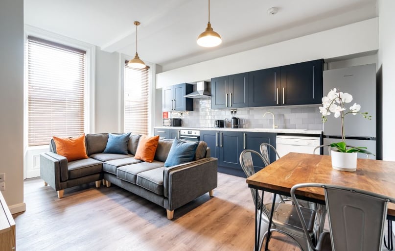 Osborne Road, Jesmond, Newcastle - Image 1