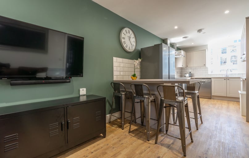 Walter Road, Mount Pleasant, Swansea - Image 1