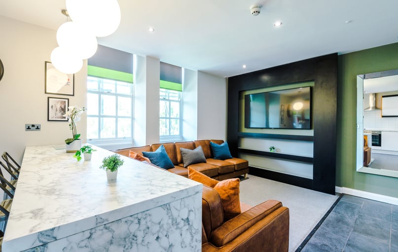 Jesmond View, Newcastle - Image 1