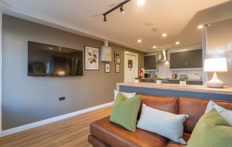 Jesmond View, Newcastle - Image 1