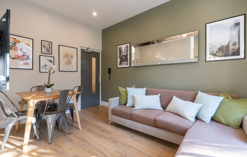 Jesmond View, Sandyford, Newcastle - Image 1