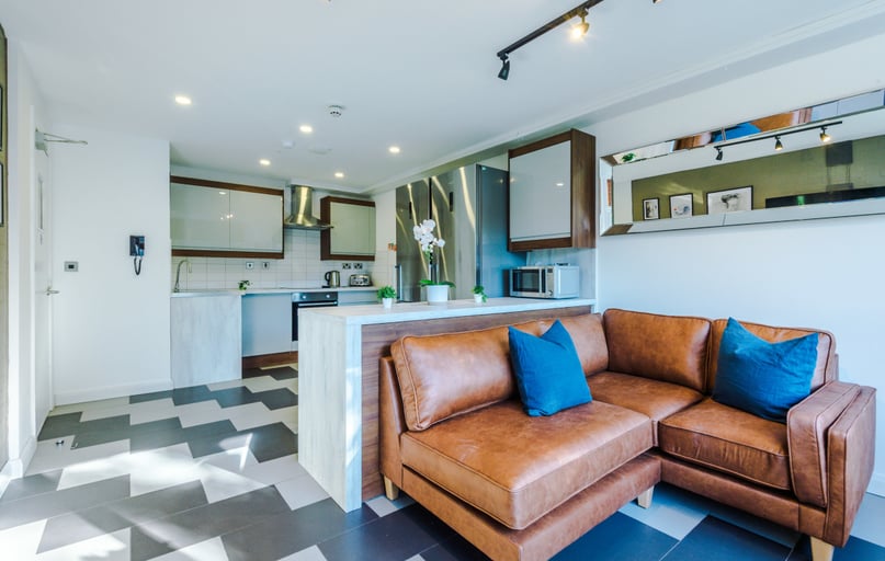 Jesmond View, Newcastle - Image 1