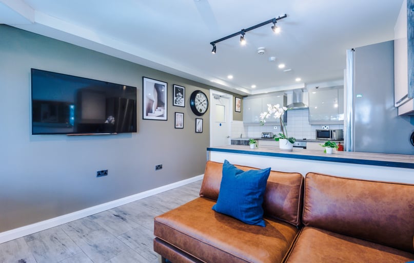 Jesmond View, Sandyford, Newcastle - Image 1