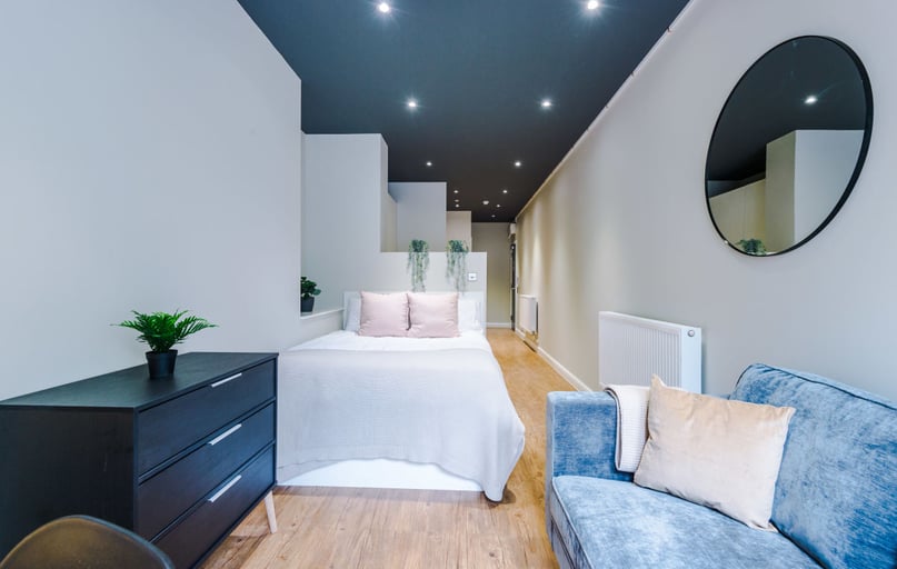 Flat 5, 160 Upper New Walk, Highfields, Leicester - Image 1