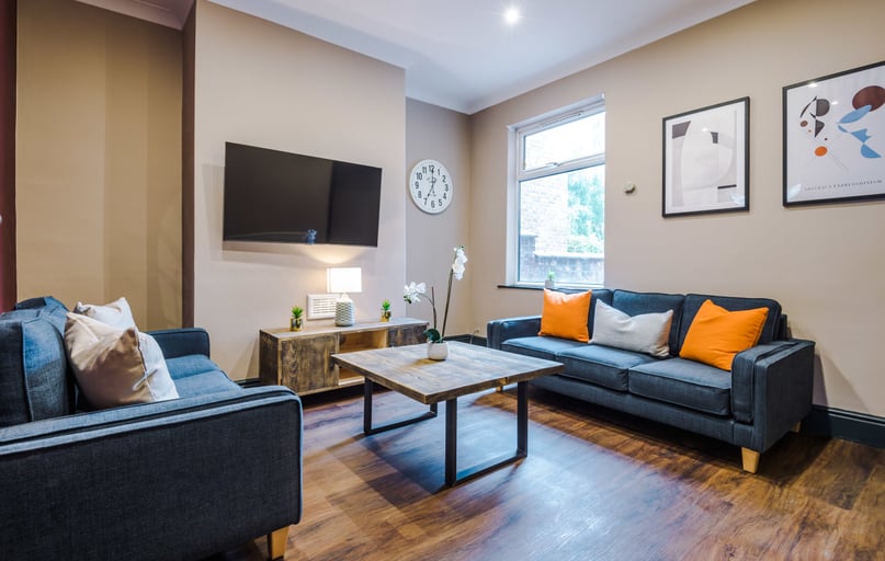 77 Davenport Avenue, Withington, Manchester - Image 1