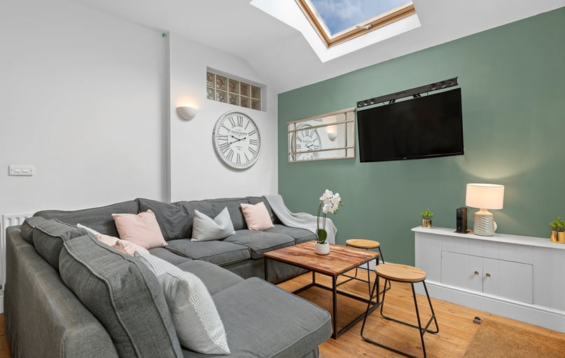 Teversal Avenue, Radford, Nottingham - Image 1