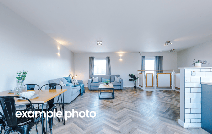 Flat 35, Mayfair Court, Fallowfield, Manchester - Image 1