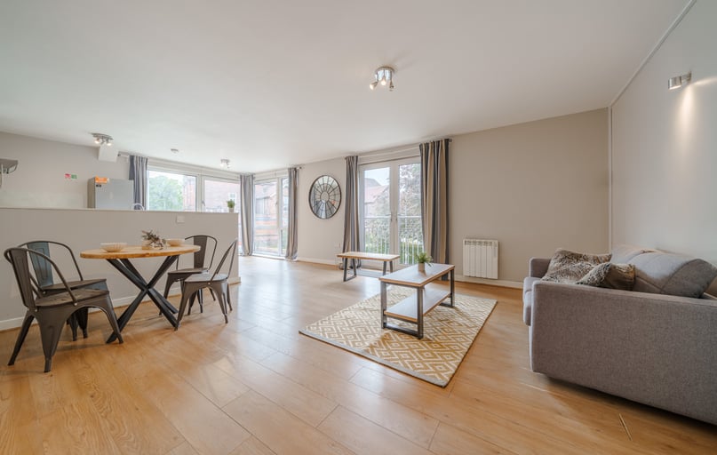 Flat 52, Mayfair Court, Fallowfield, Manchester - Image 1
