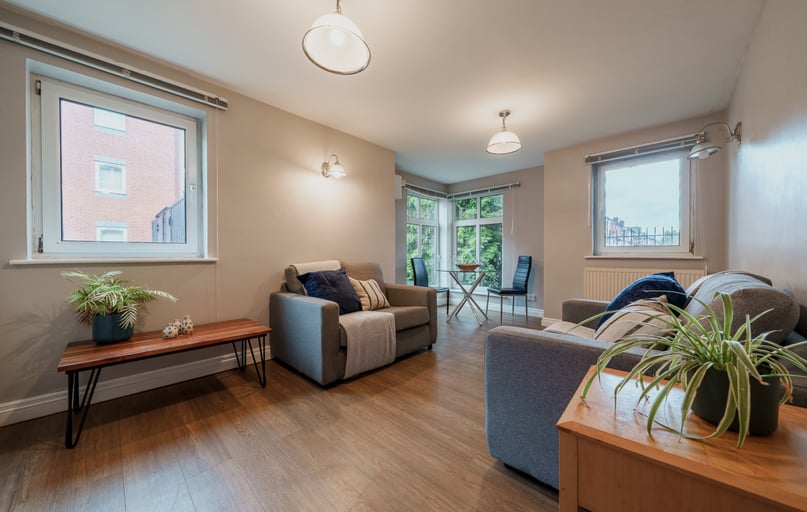 Flat 1, Rylands House, Fallowfield, Manchester - Image 1