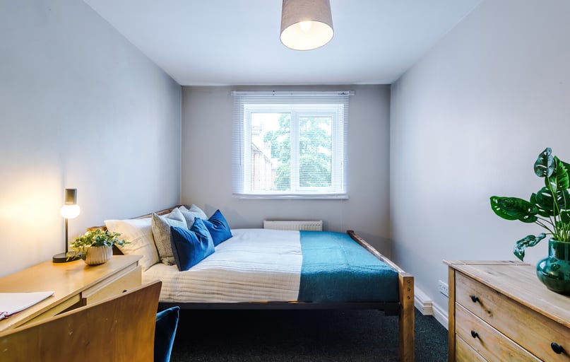 Flat 2, Rylands House, Fallowfield, Manchester - Image 1