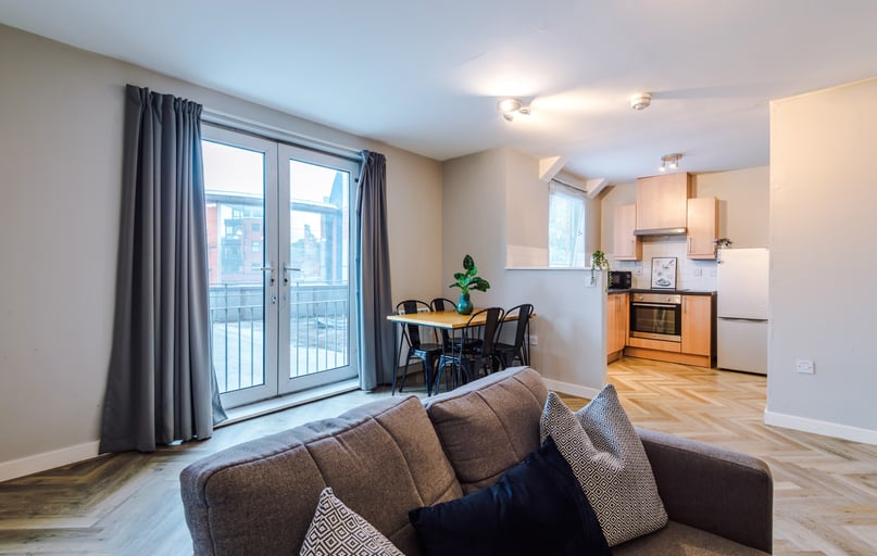 Flat 13, Mayfair Court, Fallowfield, Manchester - Image 1