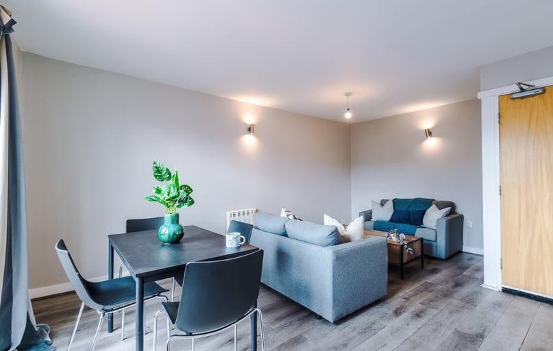 Flat 30, Mayfair Court, Fallowfield, Manchester - Image 1