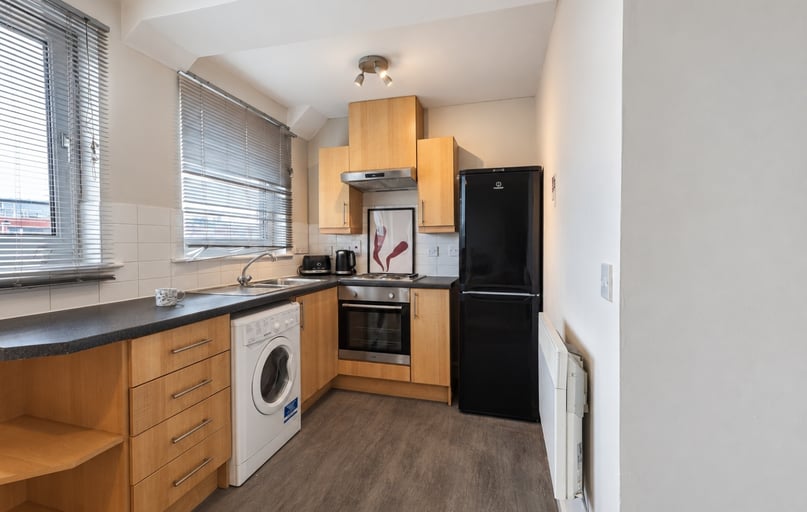 Flat 24, Mayfair Court, Fallowfield, Manchester - Image 1