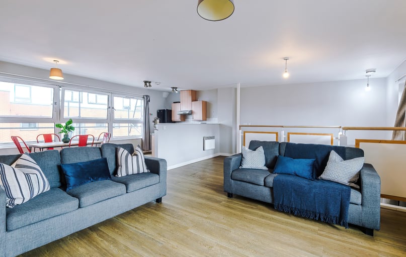 Flat 79, Mayfair Court, Fallowfield, Manchester - Image 1