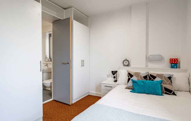 Bronze Studio, The Shield, Clarence Street, Shieldfield, Newcastle - Image 1