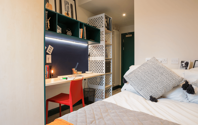 Bronze En Suite, Highlight Parkgate, 43-53 Montpelier Hill, City Centre, Dublin - Image 1