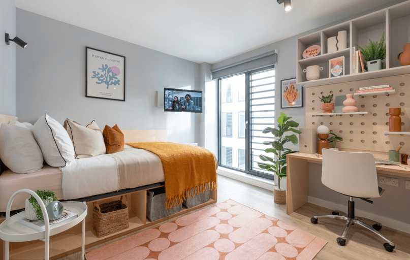 Accessible Studio, Alma Place, 16 Library Street, City Centre, Belfast - Image 1