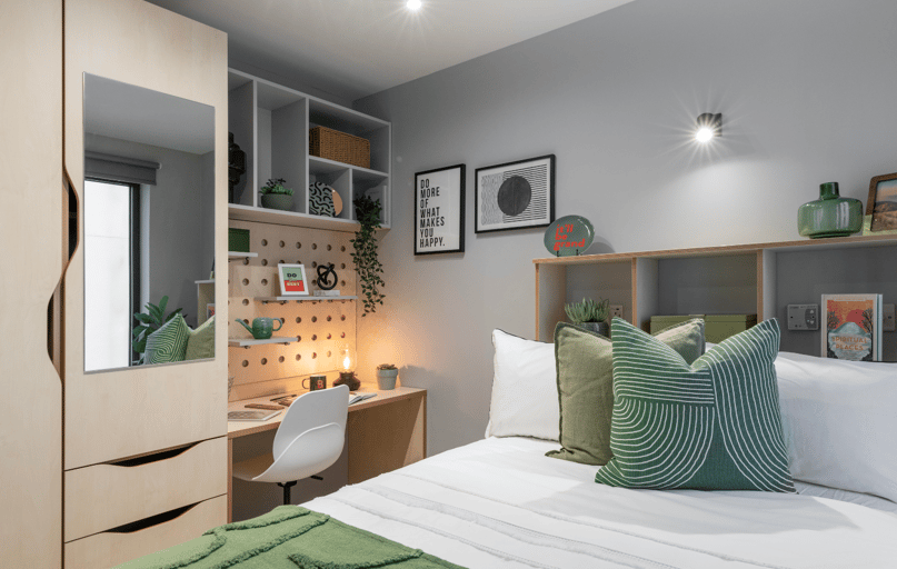 4 Bed Premium En Suite, Alma Place, 16 Library Street, City Centre, Belfast - Image 1