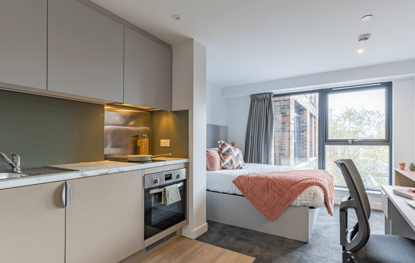 Platinum Studio, Glasgow West End, 31 Gilbert Street, City Centre, Glasgow - Image 1